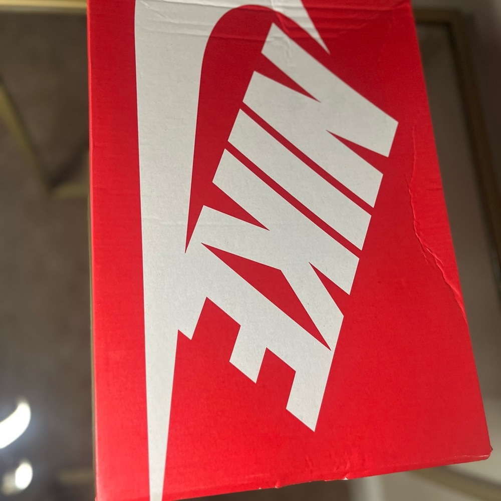Nike Dunks - Picture 7 of 8